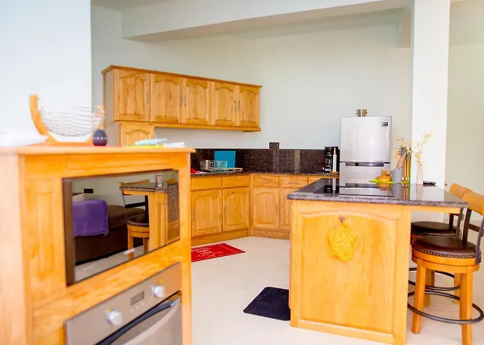 Semesterbostad Cap-sud Self Catering